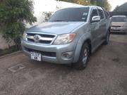 Toyota Hilux 2.5 D-4D 2007 Gray for sale