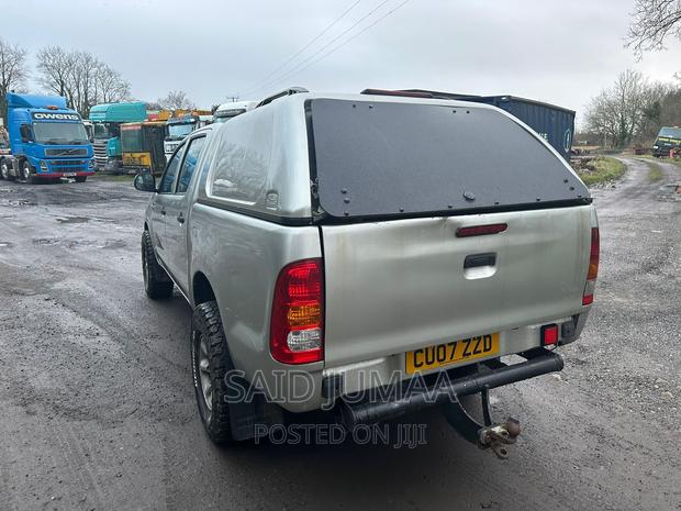 Toyota Hilux 2.5 D-4D 2007 Silver