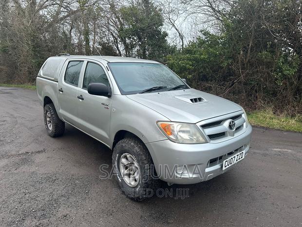 Toyota Hilux 2.5 D-4D 2007 Silver