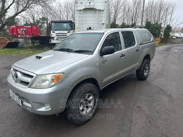 Toyota Hilux 2.5 D-4D 2007 Silver