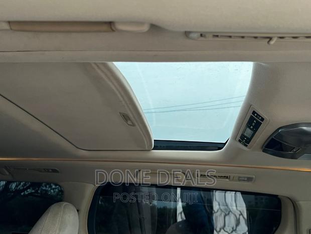 Toyota Alphard 2009 White