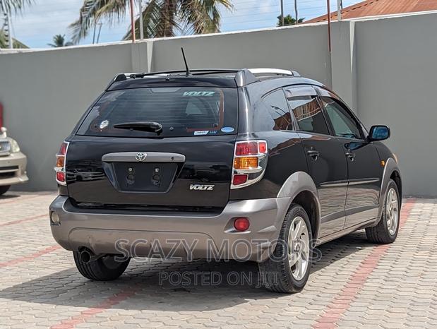 Toyota Voltz 2003