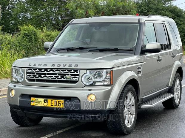 Land Rover Discovery 2010 Silver