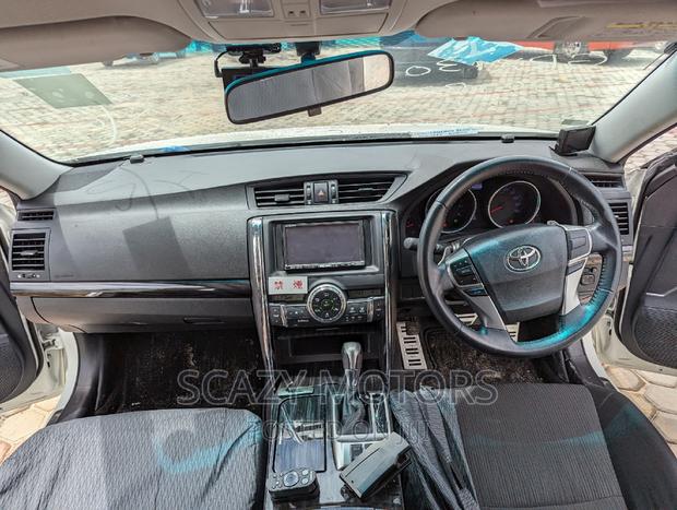 Toyota Mark X 2013 White