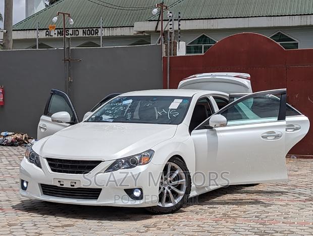 Toyota Mark X 2013 White