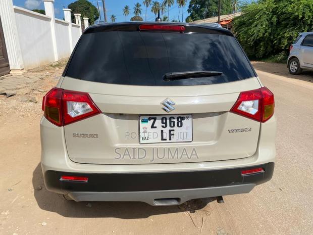 Suzuki Vitara 2015 Beige