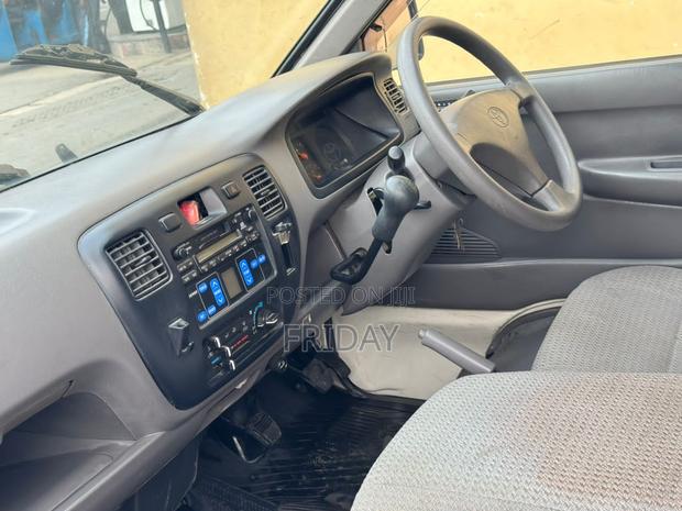 Toyota TownAce 2002 White