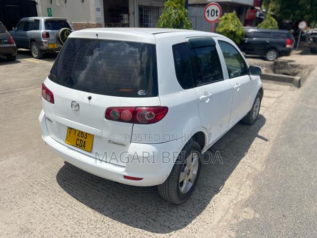 Mazda Demio 2006 White