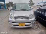 Toyota Noah 2.0 AWD (8 Seater) 2005 Silver for sale