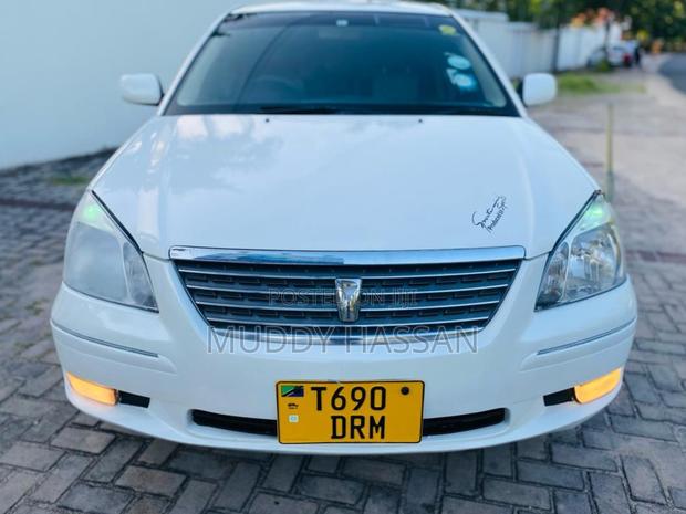 Toyota Premio 2005 White