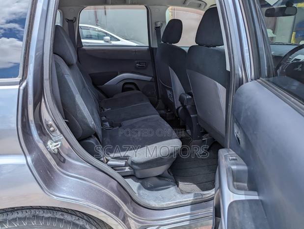 Mitsubishi Outlander 2009 Gray