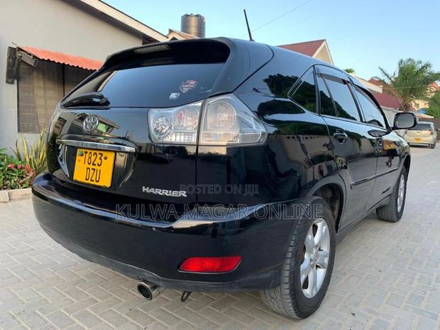 Toyota Harrier 2005 Black