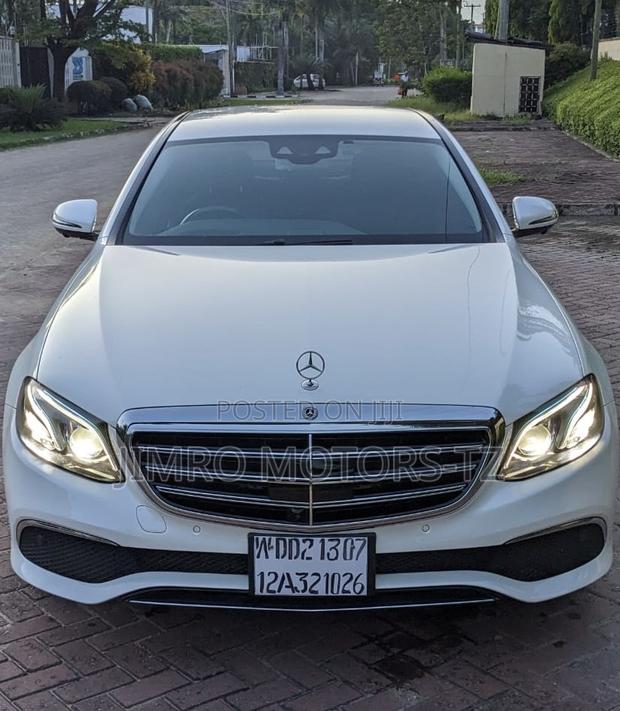 Mercedes-Benz E400 2017 White