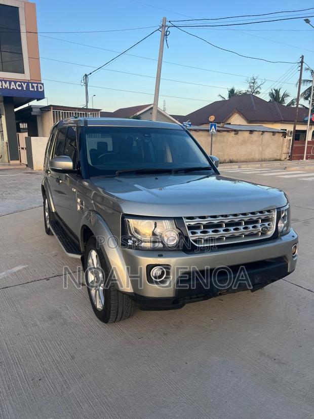 Land Rover Discovery 2010 Gray