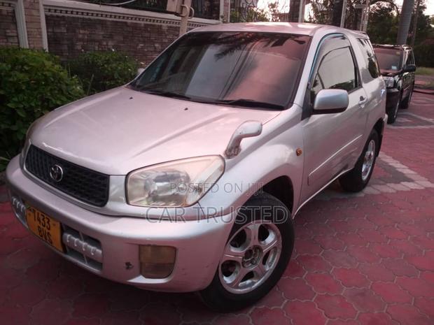 Toyota RAV4 1.8 2004 Silver