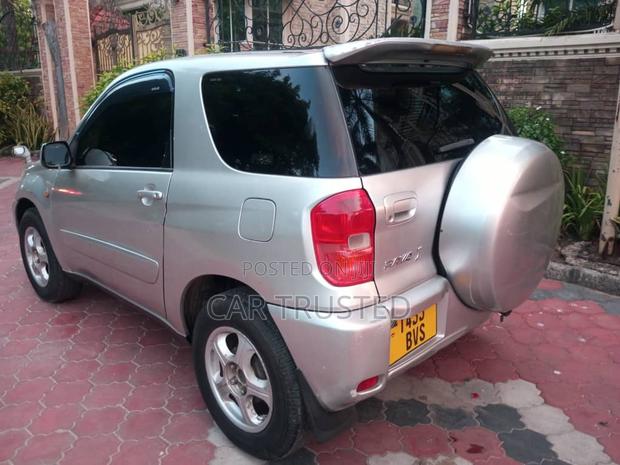 Toyota RAV4 1.8 2004 Silver