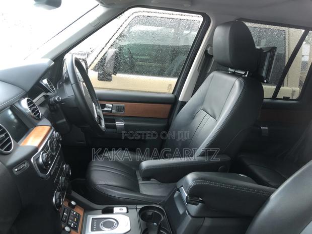 Land Rover Discovery 2013 Gray