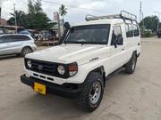 Toyota Land Cruiser 2005 White for sale