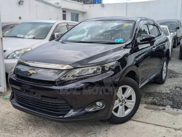 Toyota Harrier 2.0 2016 Matt Black
