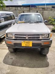 Toyota Hilux 1999 White for sale