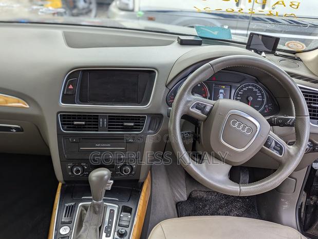 Audi Q5 2012 Black