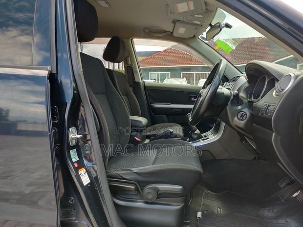 Suzuki Escudo 2005 Black