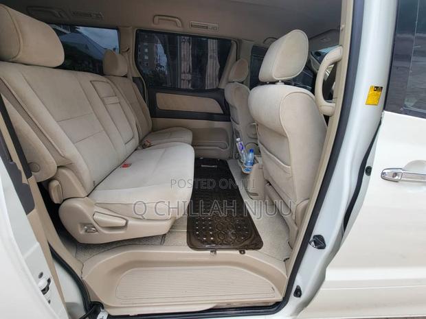 Toyota Alphard 2009 White