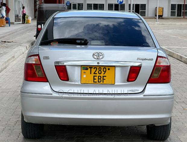Toyota Premio 2004 Silver