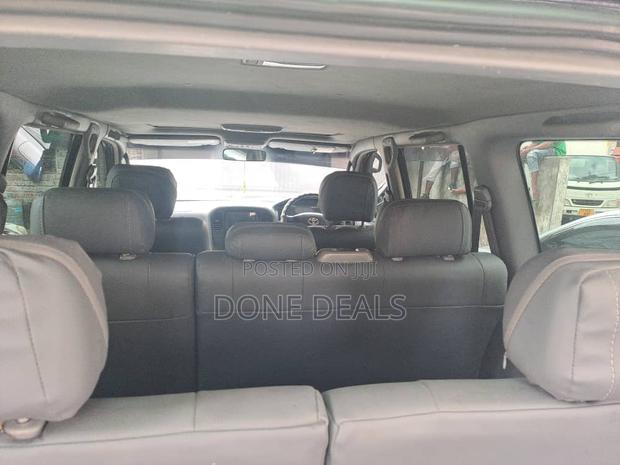 Toyota Land Cruiser 2001 Blue