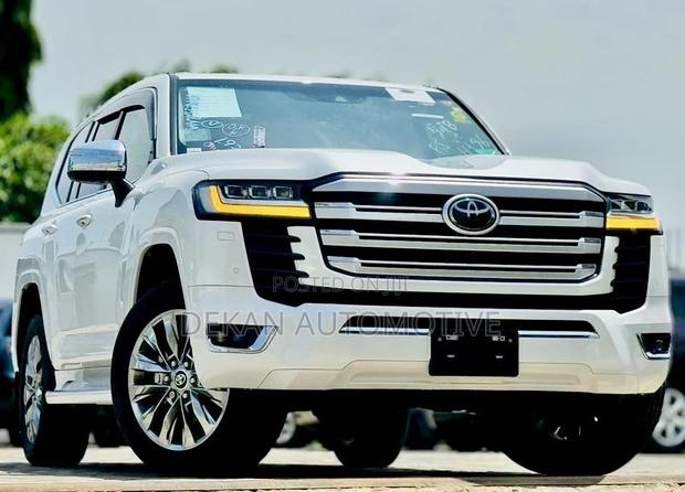 New Toyota Land Cruiser 3.3 Diesel 4WD 2022 White