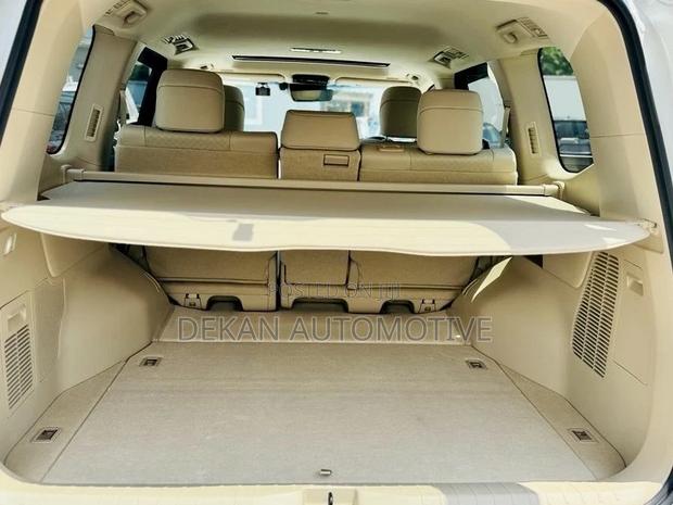 New Toyota Land Cruiser 3.3 Diesel 4WD 2022 White