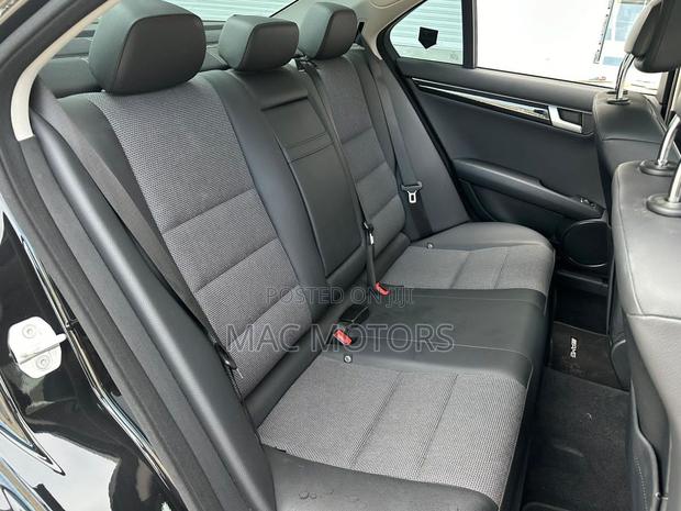 Mercedes-Benz C-Class C 180 (W204) 2013 Black
