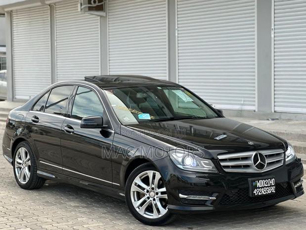 Mercedes-Benz C-Class C 180 (W204) 2013 Black