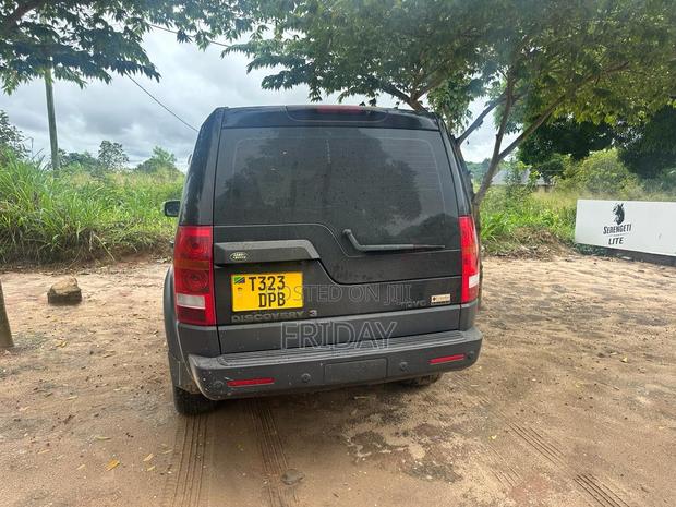 Land Rover Discovery 2014 Black