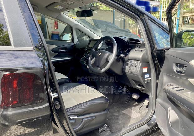 Toyota Wish 2009 Black