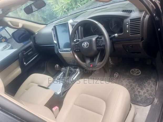 Toyota Land Cruiser 2007 Black