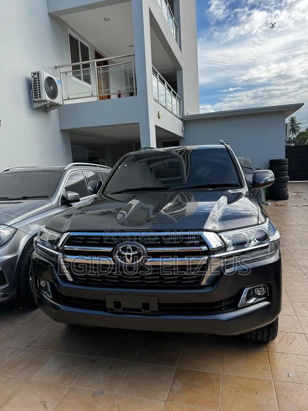 Toyota Land Cruiser 2007 Black