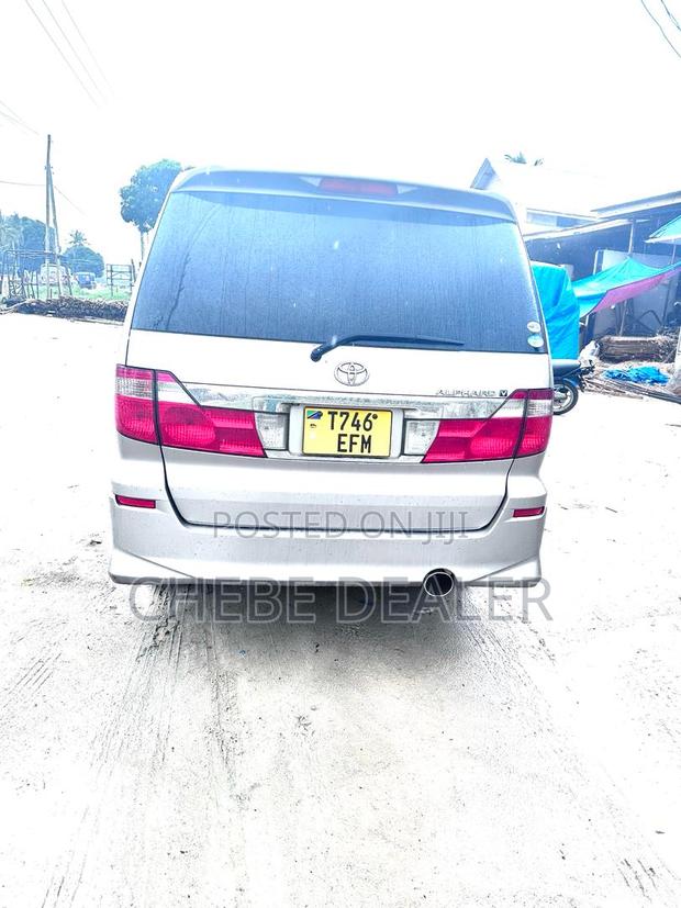 Toyota Alphard 2004 Gray