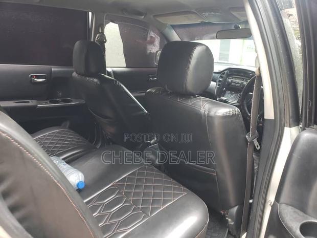 Toyota Kluger 2005 Silver
