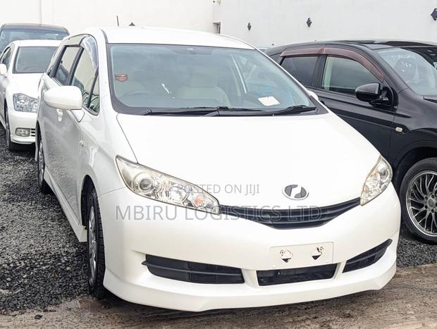 Toyota Wish 2010 White