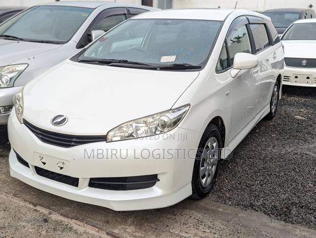 Toyota Wish 2010 White