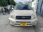 Toyota RAV4 2004 Gold for sale