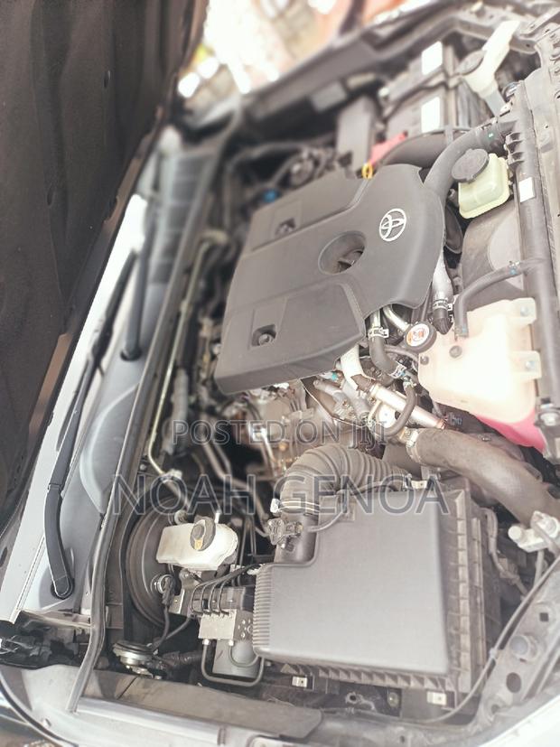 Toyota Hilux 2019 Black