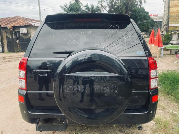 Suzuki Escudo 2007 Black