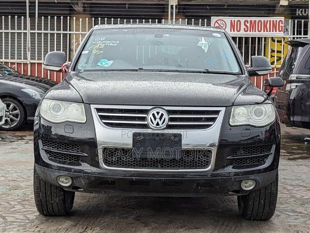Volkswagen Touareg 2012 Black