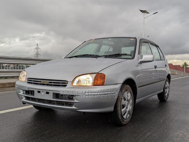 Toyota Starlet 1996 Silver