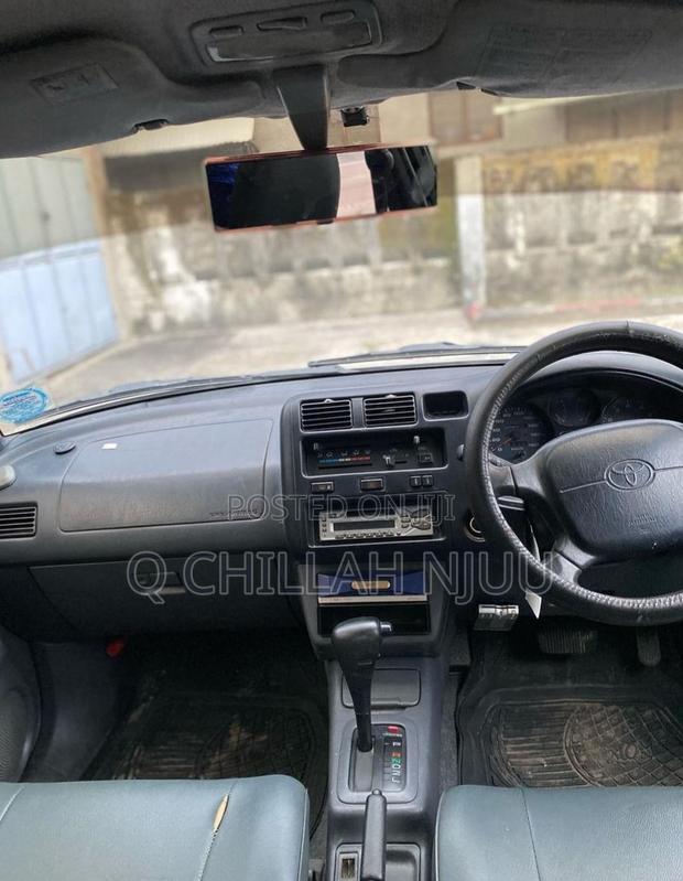 Toyota RAV4 1999 Silver