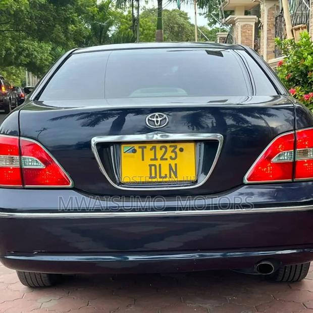 Toyota Brevis 2004 Black