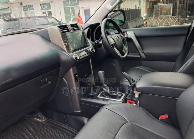Toyota Land Cruiser Prado 2013 White
