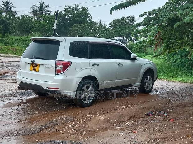 Subaru Forester 2011 White